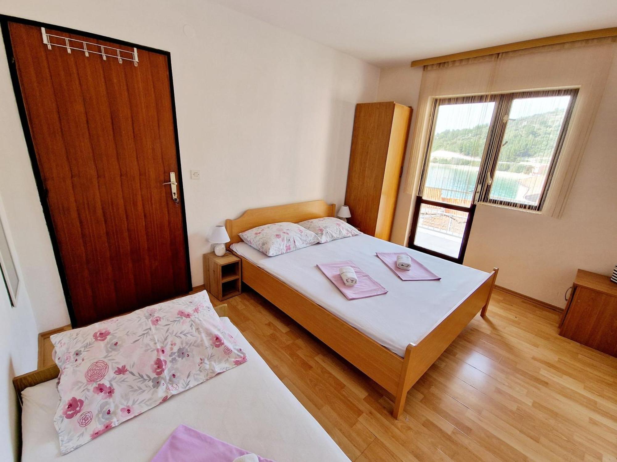 Apartments By The Sea Podaca, Makarska - 6874 Rom bilde
